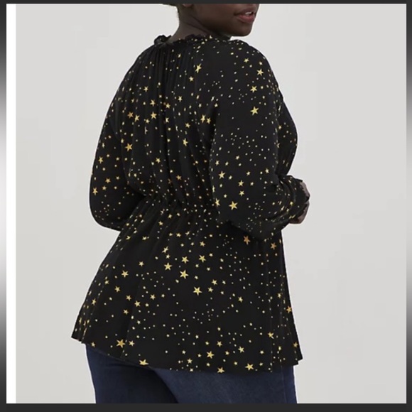 Torrid  - Size 2 - Picture 2 of 9